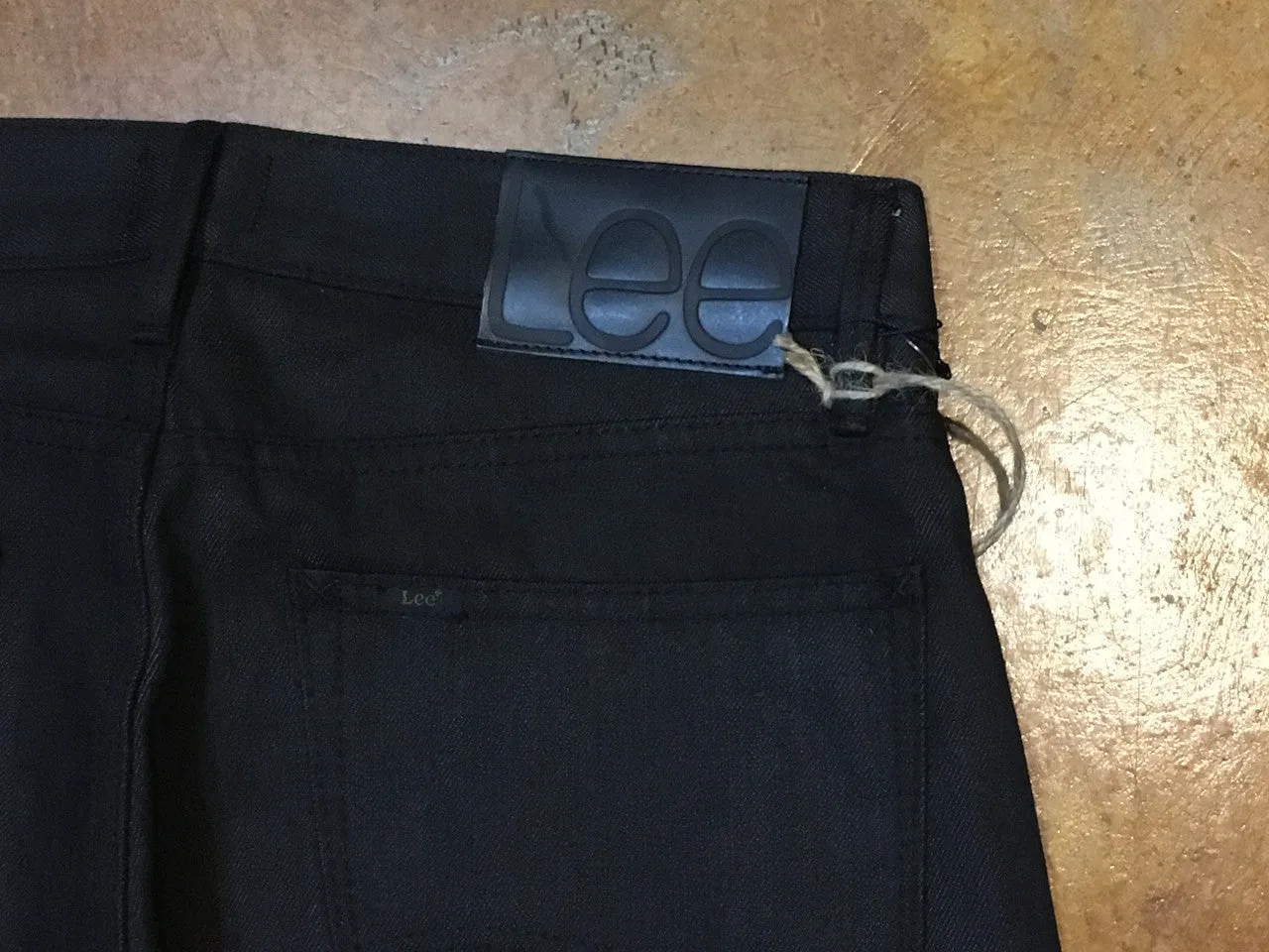 7B10228 Lee 101 USA Lean Straight Gunsmoke