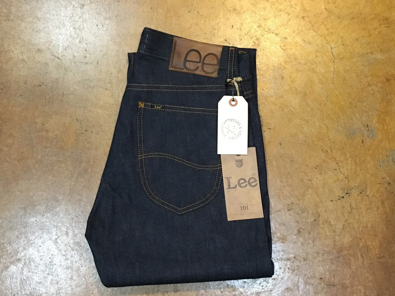 7Z00201  Lee 101 USA Lean Straight KC Dry Rigid