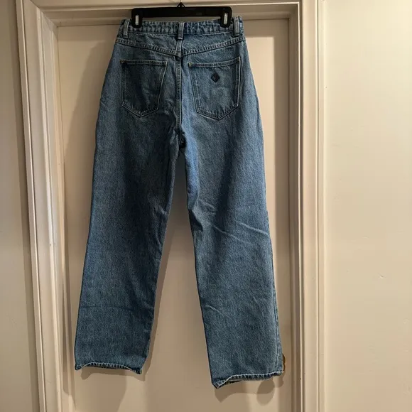 Abrand A Carrie Jean in Katie Organic Jeans High Rise Medium Blue 29