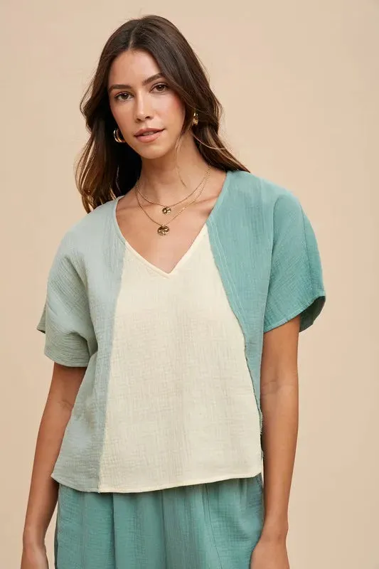 Annie Wear Color Block Cotton Gauze V-Neck Top
