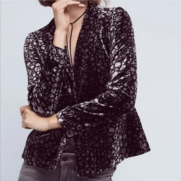 𝅺Anthropologie Elevenses Black Velvet Floral Single Breasted Blazer / Jacket