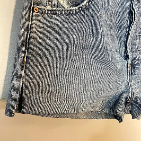 Aritzia Denim ForumThe Ex Boyfriend Hi-Rise Micro Jean Shorts in Women's Size 26