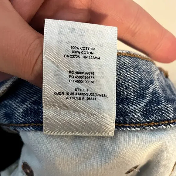 Aritzia Denim ForumThe Ex Boyfriend Hi-Rise Micro Jean Shorts in Women's Size 26