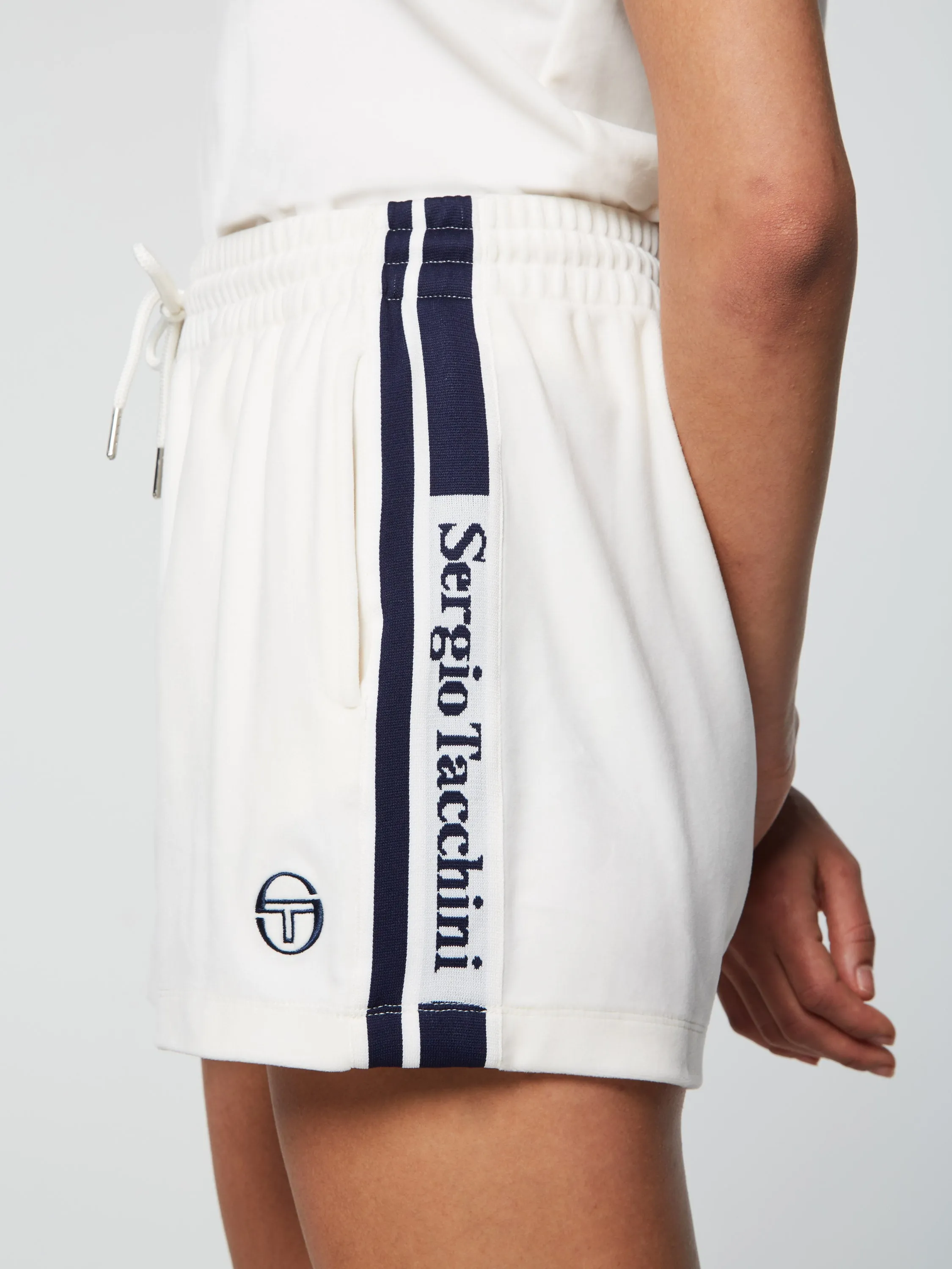 Atri Velour Short- Gardenia