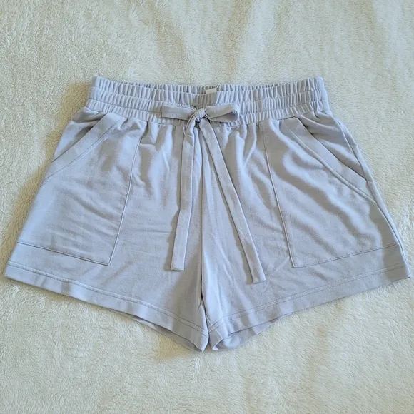 b new york🗽Soft Slouchy Shorts - NWT