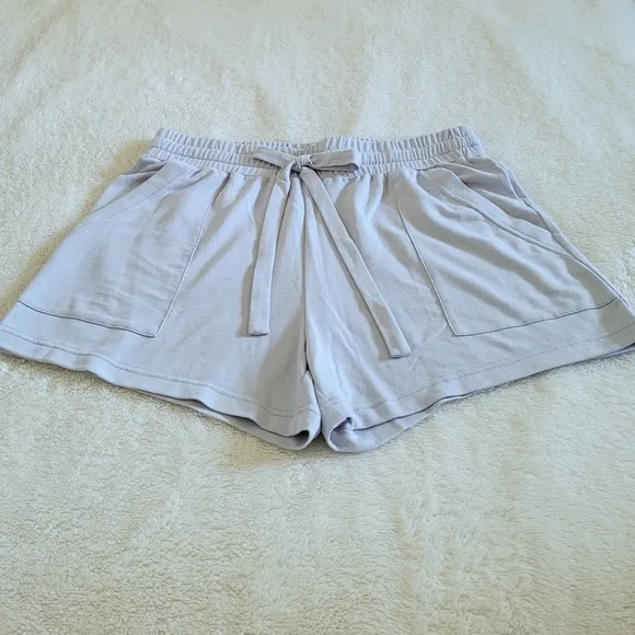 b new york🗽Soft Slouchy Shorts - NWT