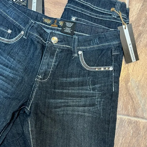 BNWT JZ premium denim Sz 9 Jeans
