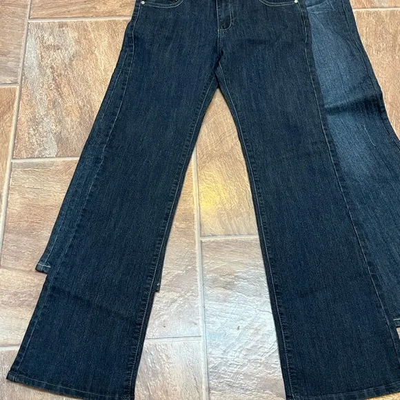 BNWT JZ premium denim Sz 9 Jeans
