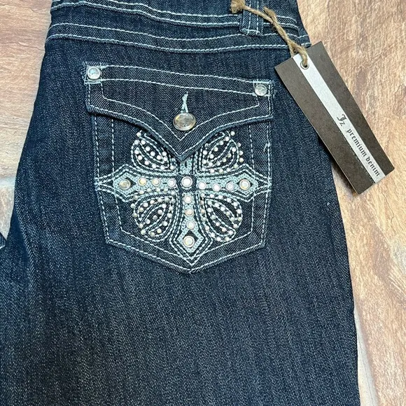 BNWT JZ premium denim Sz 9 Jeans