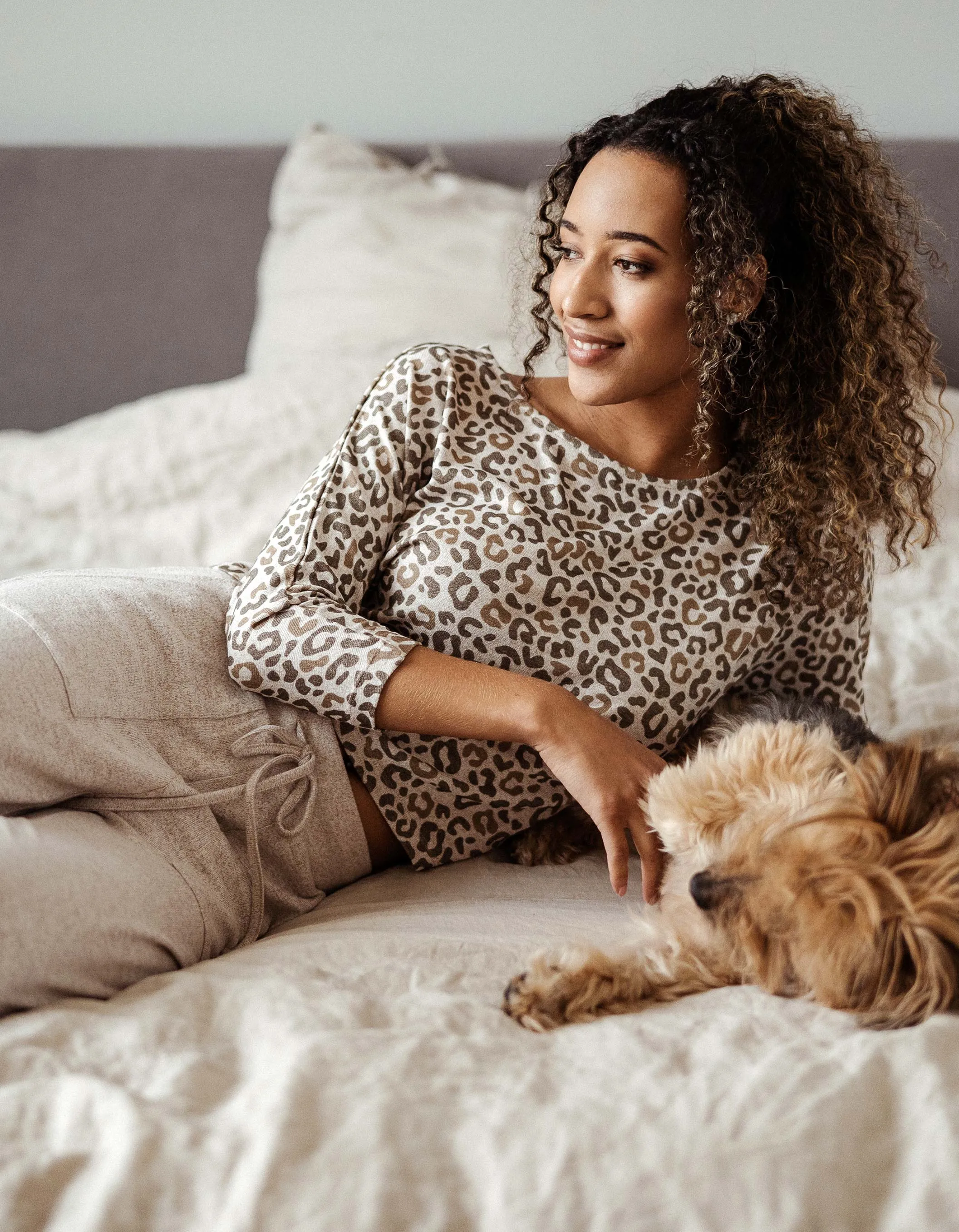 BOW04 EASY SWEATER ANIMALPRINT