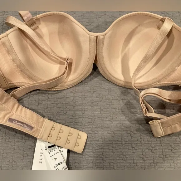 Chantelle Absolute Invisible Smooth Strapless Bra 34A