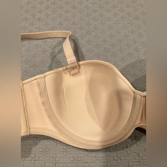 Chantelle Absolute Invisible Smooth Strapless Bra 34A