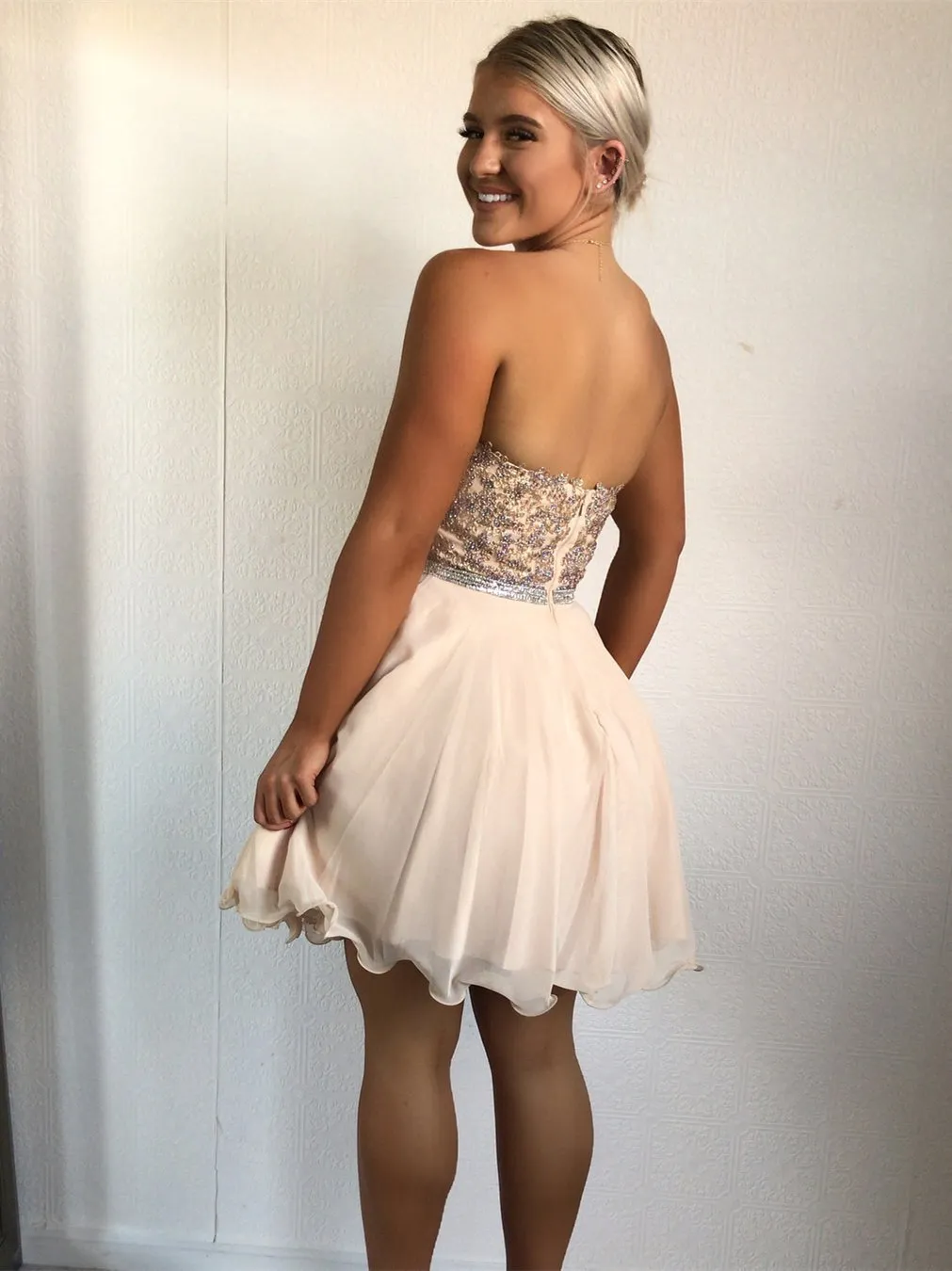 Charming Sweetheart Lace Beaded Short Cheap Homecoming Dresses Online, CM581
