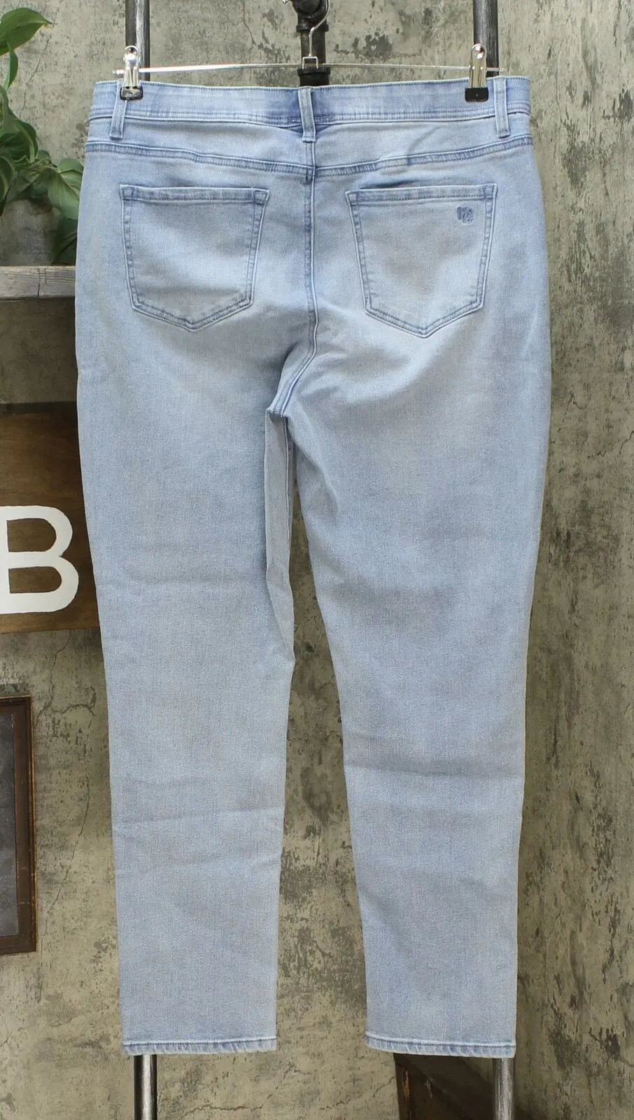 DG2 by Diane Gilman Women's Classic Stretch Denim 5-Pocket Jeggings
