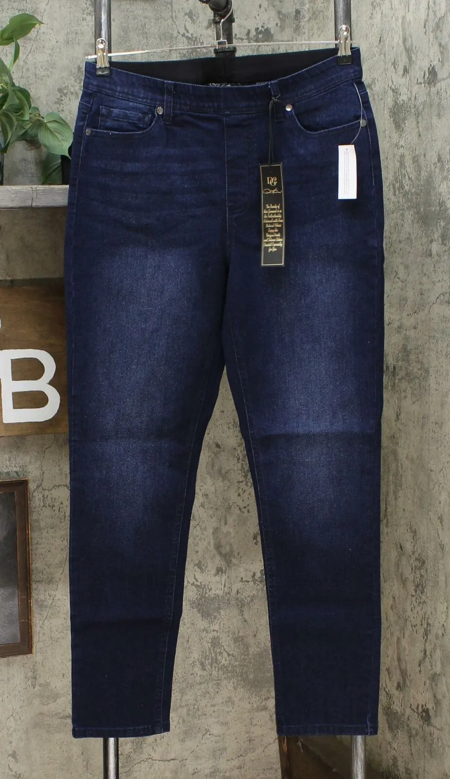 DG2 by Diane Gilman Women's Classic Stretch Denim 5-Pocket Jeggings