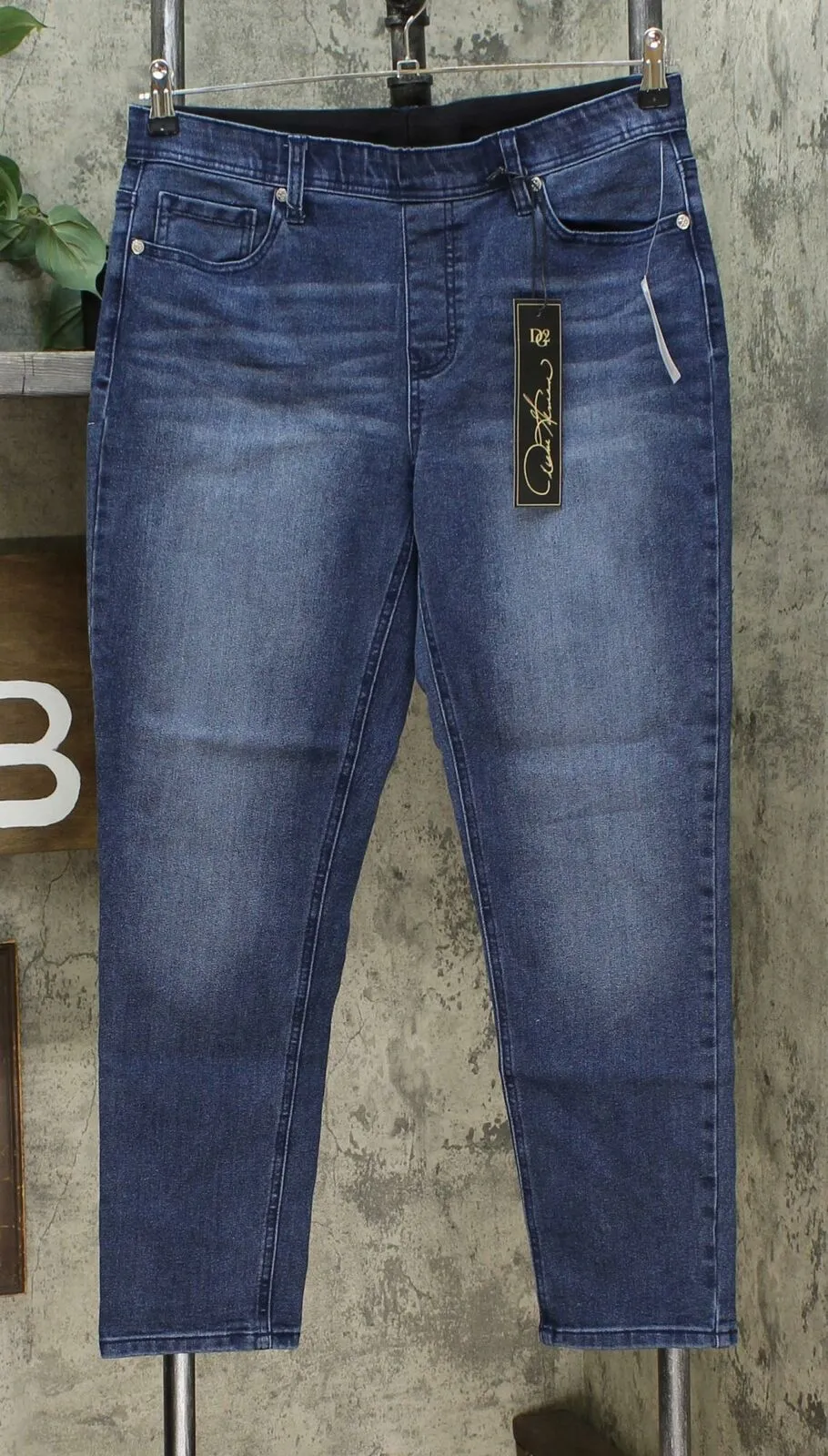 DG2 by Diane Gilman Women's Petite Size Stretch Denim Jeggings