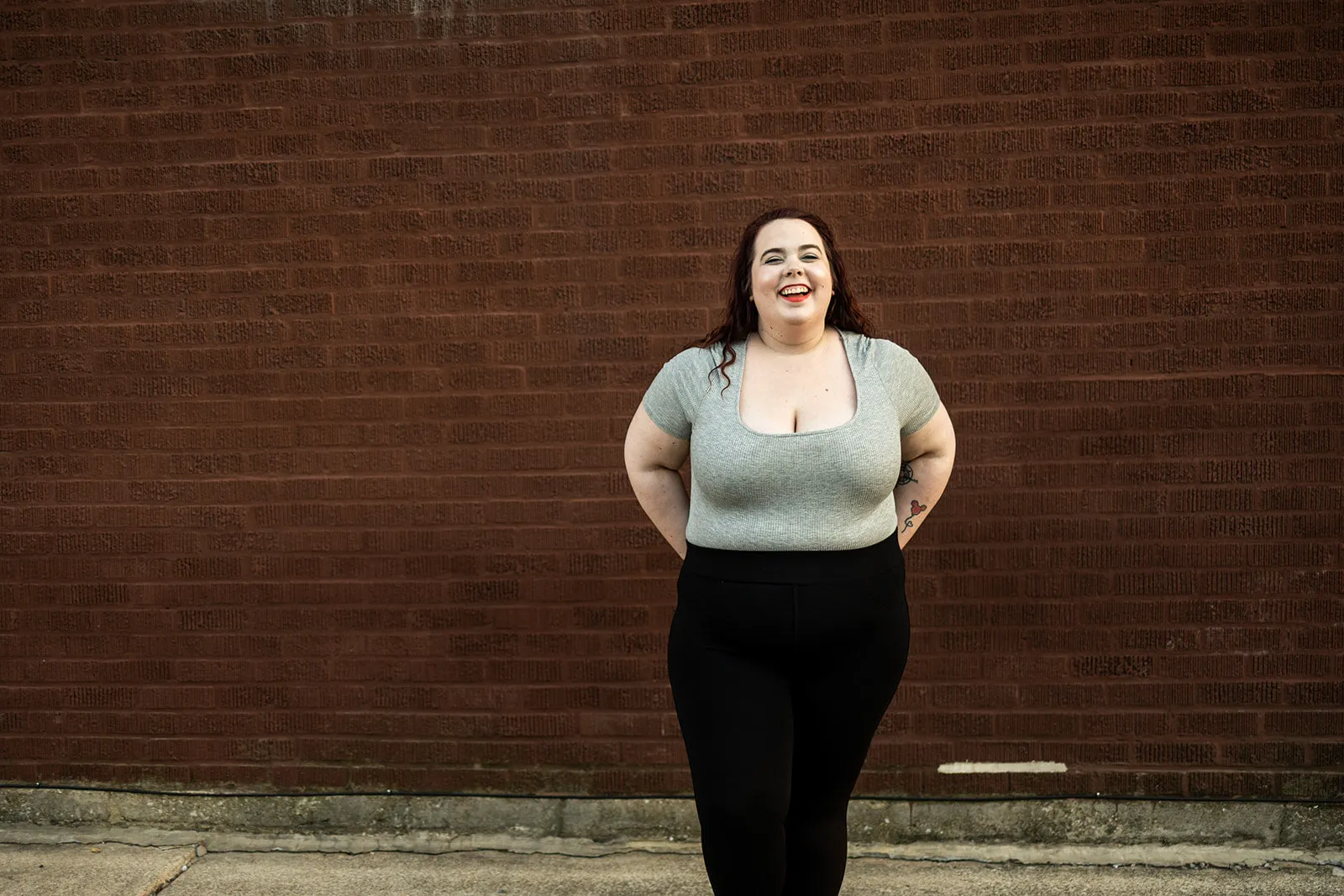 diandra short sleeve bodysuit in heather grey