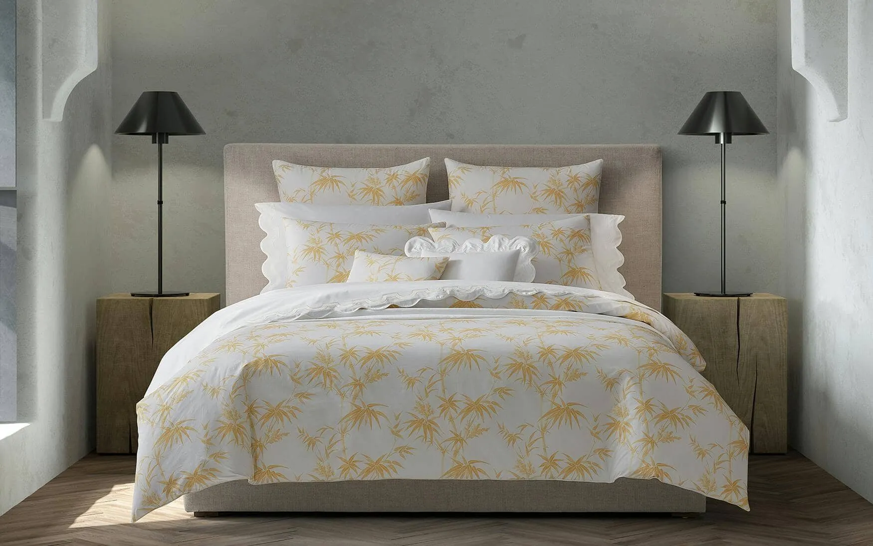 Dominique Flat Sheet and Fitted Sheet
