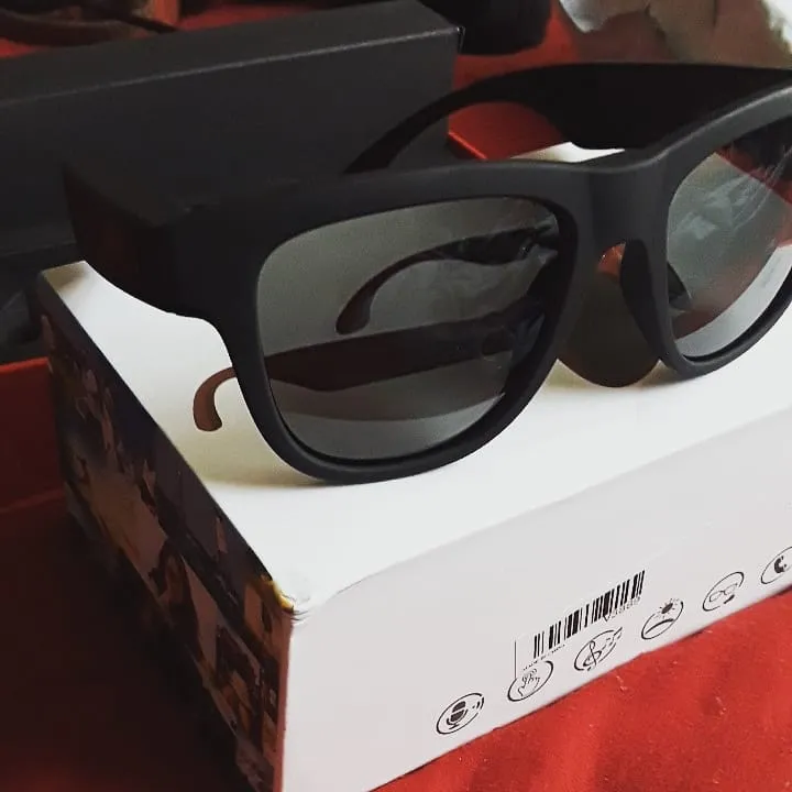 Easy listening sunglasses