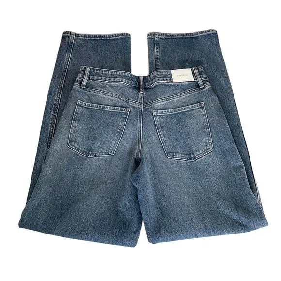 Express Relaxed Straight Leg Low Rise Distress Ripped Blue Jeans Women’s size 2R