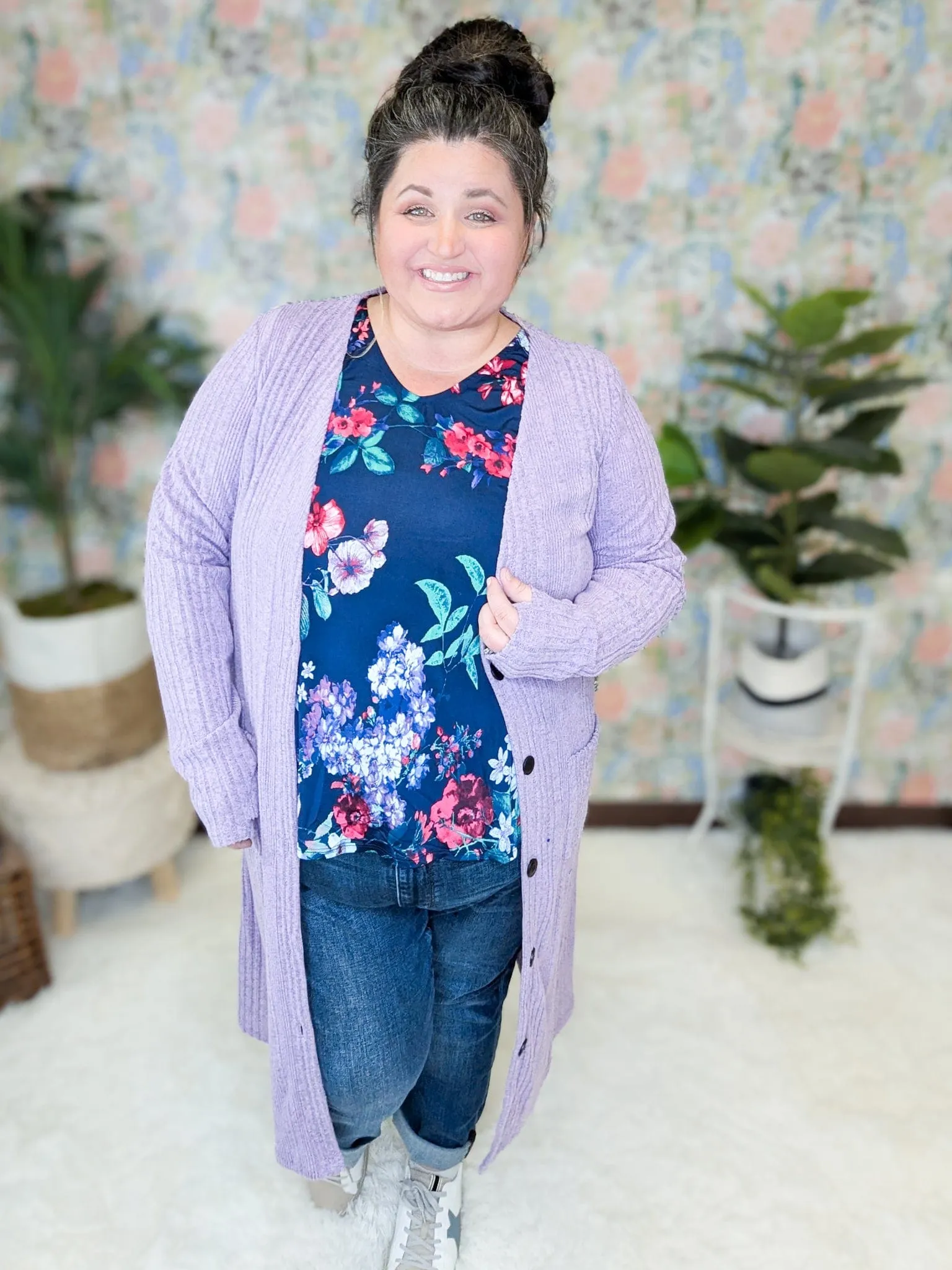 Fern Floral Long Sleeve Slinky Vneck in Navy Mix
