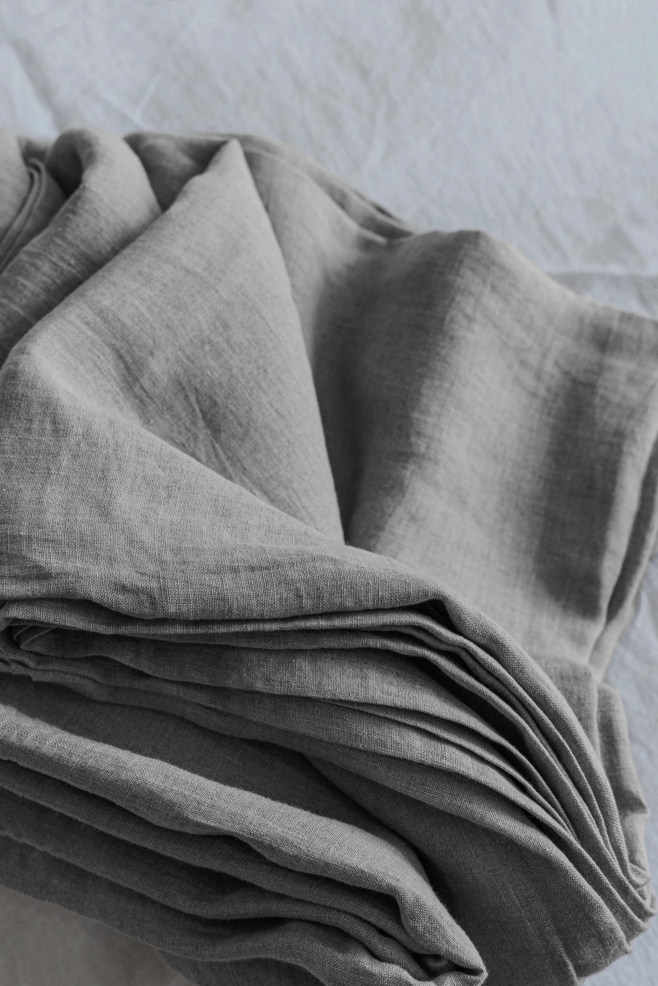 Fitted Sheet and Flat Sheet Set - Light Gray
