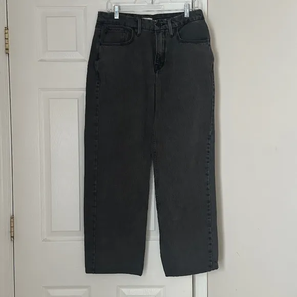 Good American 90's Baggy Straight Leg Jean Size 8/29 Black Relaxed