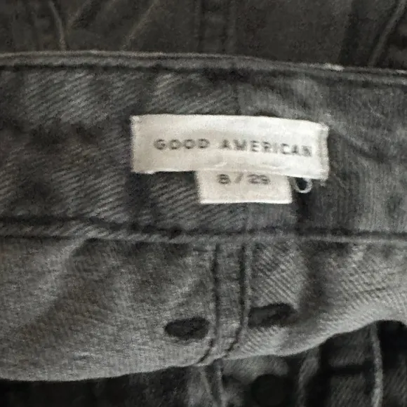 Good American 90's Baggy Straight Leg Jean Size 8/29 Black Relaxed