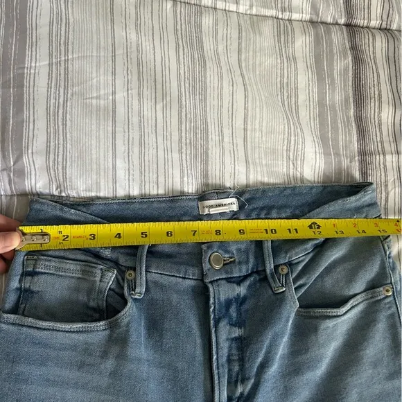 Good American flare jeans size 12/31