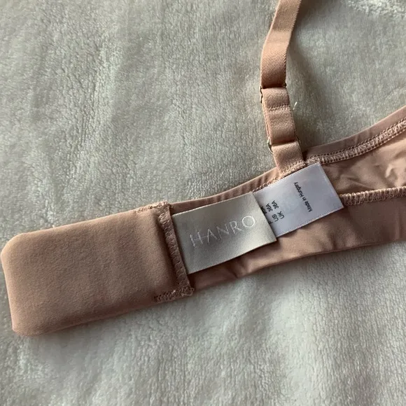 HANRO Smooth Illusion Soft Cup Bra
