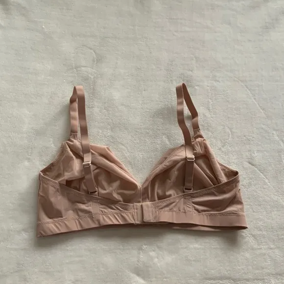 HANRO Smooth Illusion Soft Cup Bra