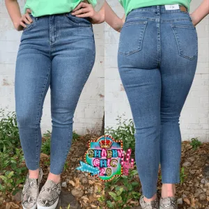 Hi-Waisted Judy Blues Relaxed Fit Jeans