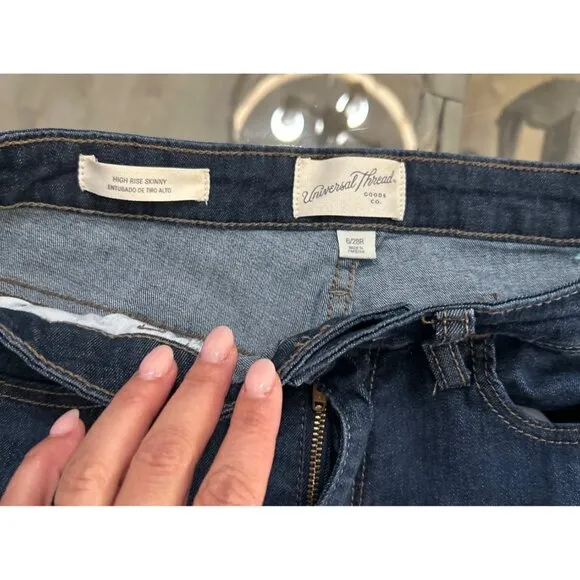 High Rise Skinny Jeans Dark Wash Universal Threads Size 6/28R Denim Womens Class
