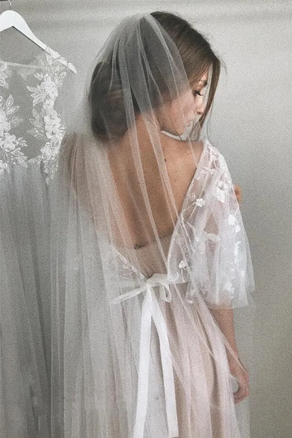 Ivory A-line Tulle Scoop Half Sleeves Lace Wedding Dresses with Train, SW392