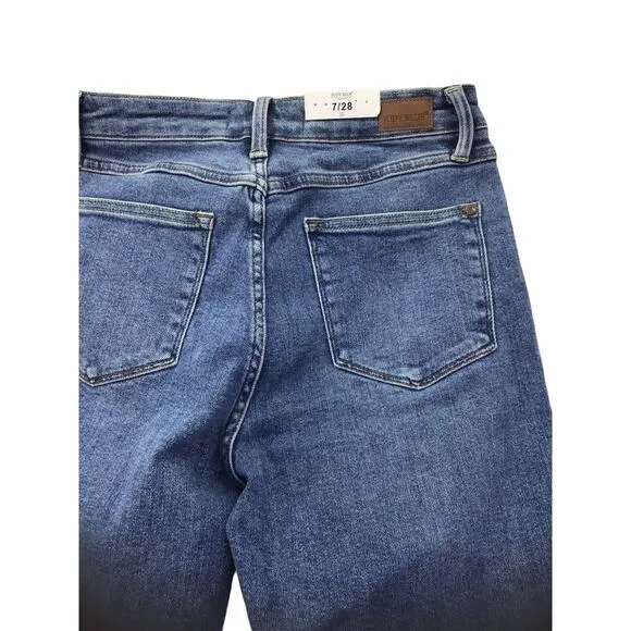 Judy Blue Jeans 7/28 High Rise Side Fray Slim Fit JB88461 Medium Wash New NWT