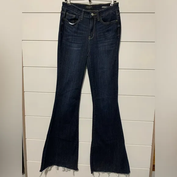 JUDY BLUE WOMEN'S HI WAIST RAW HEM  DARK WASH SUPER FLARE JEANS 5/27