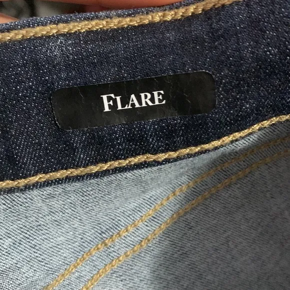 JUDY BLUE WOMEN'S HI WAIST RAW HEM  DARK WASH SUPER FLARE JEANS 5/27