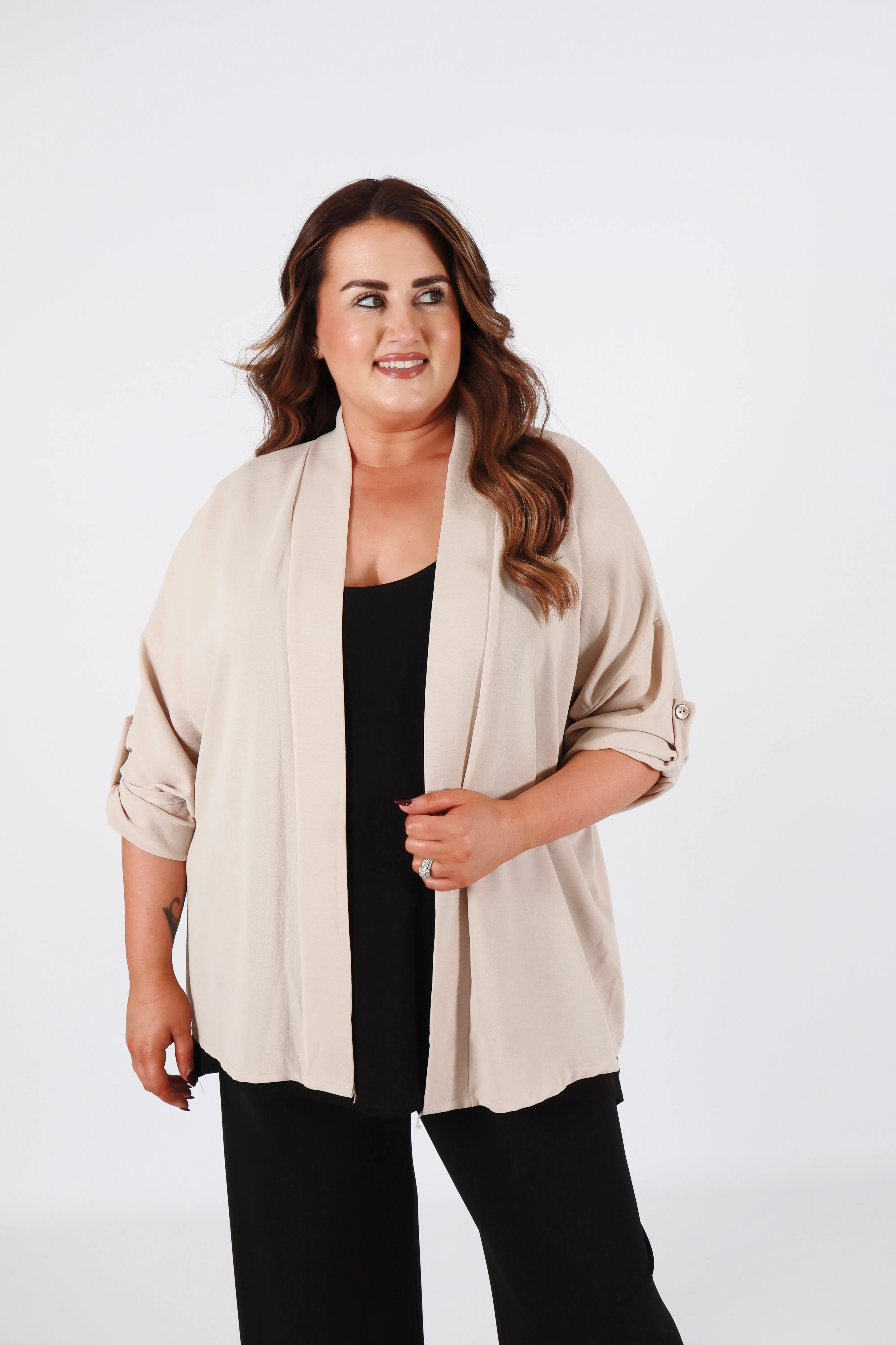 Lainey Cardigan in Beige