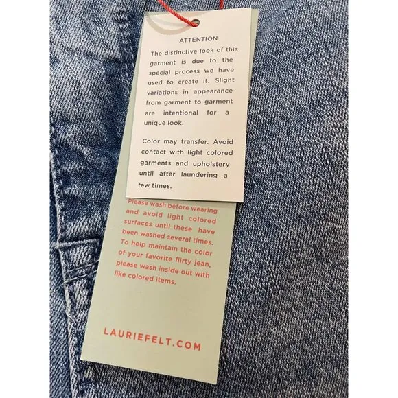 Laurie Felt Regular Forever Denim Relaxed Straight Jeans 22W (616)