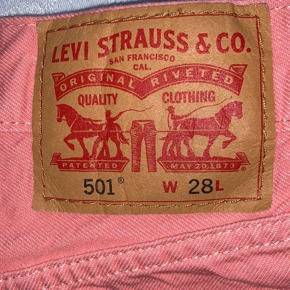 LEVI’S 501 WOMEN’S SHORTS MID RISE SIGNATURE BUTTON FLY NON-STRETCH SIZE…
