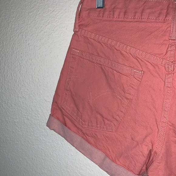 LEVI’S 501 WOMEN’S SHORTS MID RISE SIGNATURE BUTTON FLY NON-STRETCH SIZE…