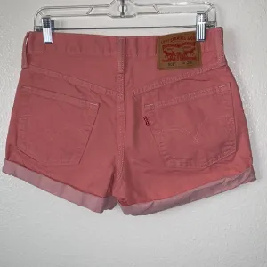 LEVI’S 501 WOMEN’S SHORTS MID RISE SIGNATURE BUTTON FLY NON-STRETCH SIZE…