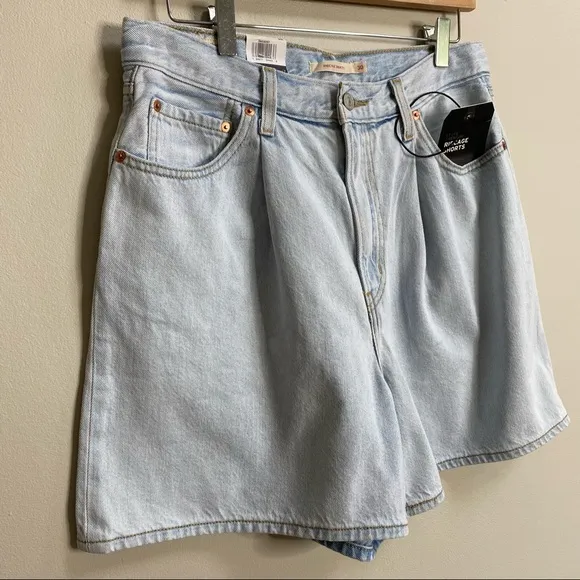 Levi's Friendly Reminder Pleated Ribcage Denim Shorts Size 30