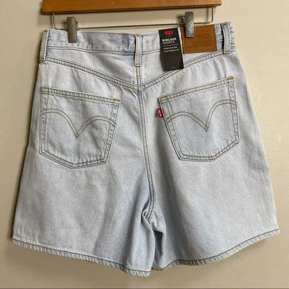 Levi's Friendly Reminder Pleated Ribcage Denim Shorts Size 30