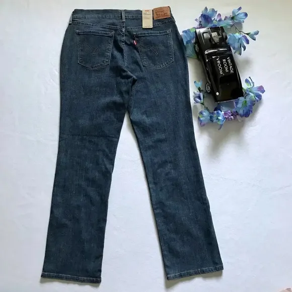 Levi's NWT 505 Classic Straight Jeans Women 10/30 Short