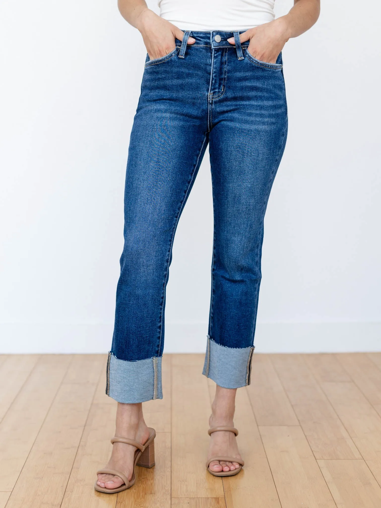 Lovervet Sagacity High Rise Cuff Slim Straight