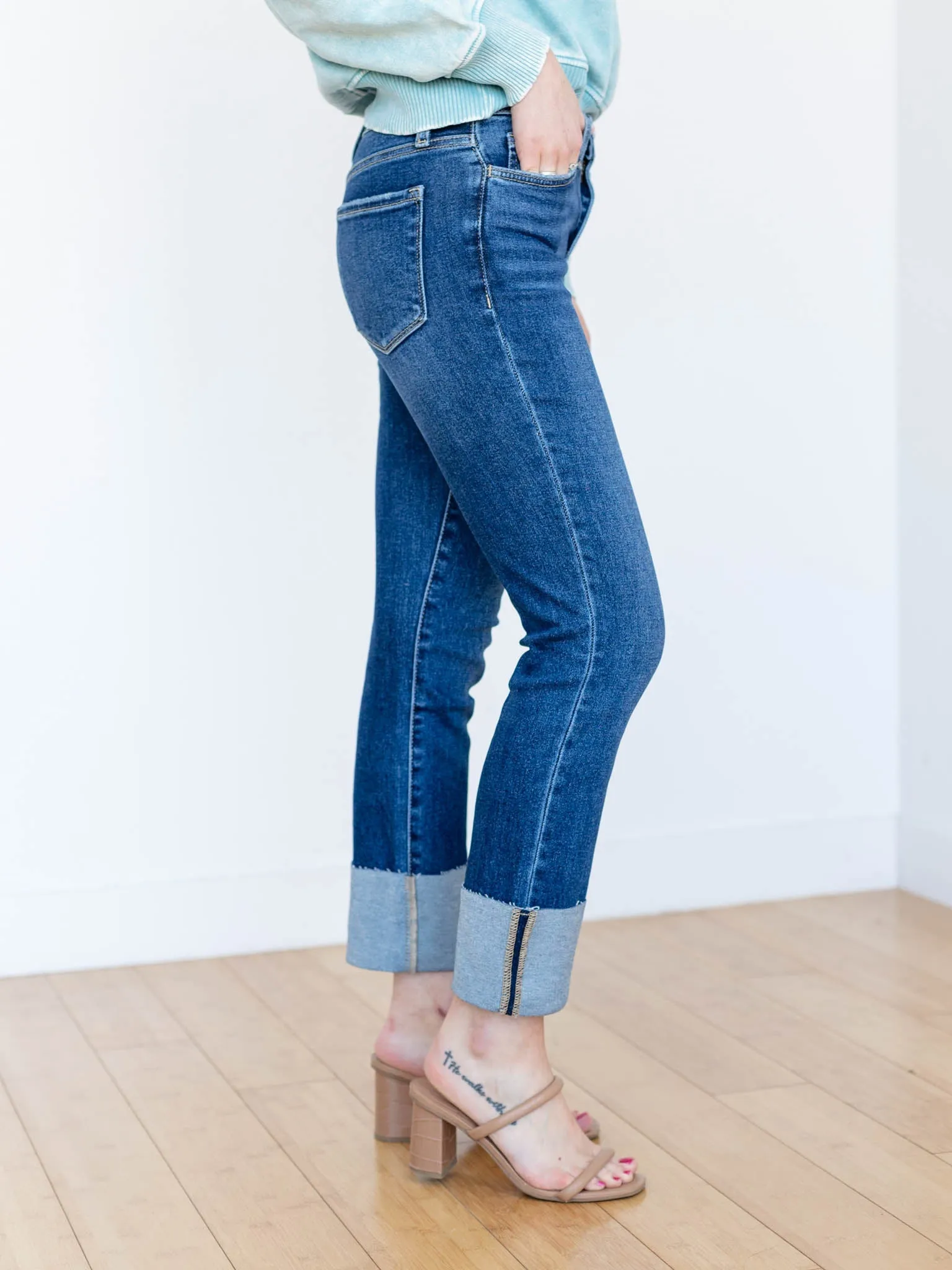Lovervet Sagacity High Rise Cuff Slim Straight