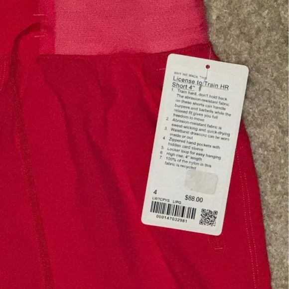 Lululemon NWT License to Train High-Rise Short 4&quot;