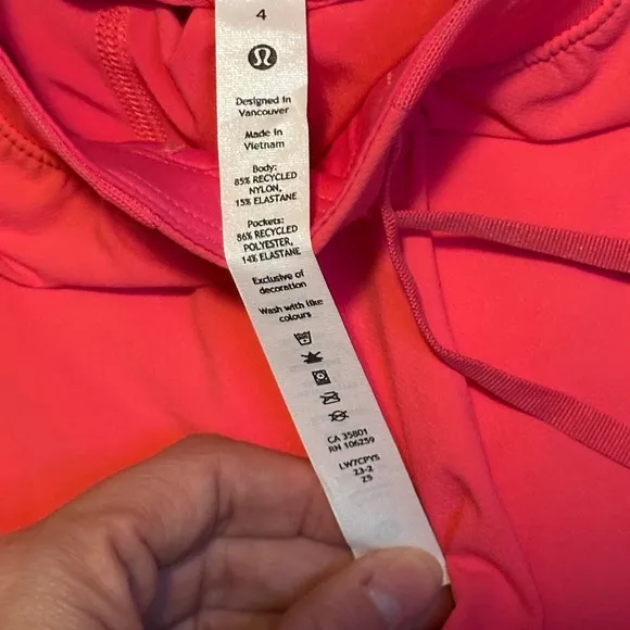 Lululemon NWT License to Train High-Rise Short 4&quot;