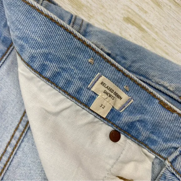 Madewell Light Wash Relaxed Denim Blue Jean Shorts